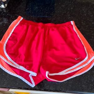 Nike Shorts Large